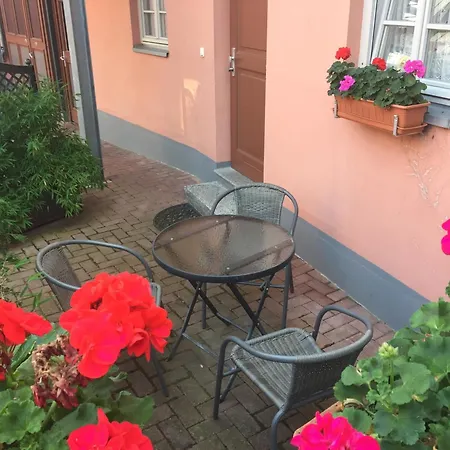 Apartment Mit Terrasse No3